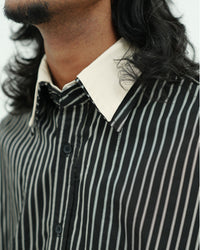 CONTRAST COLLAR BLACK PINSTRIPE FULL SLEEVE SHIRT
