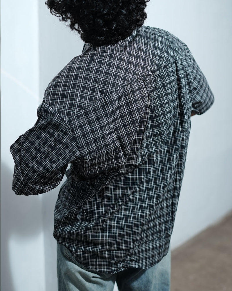 Distorted Grid Short Sleeve Shirt – Black & White